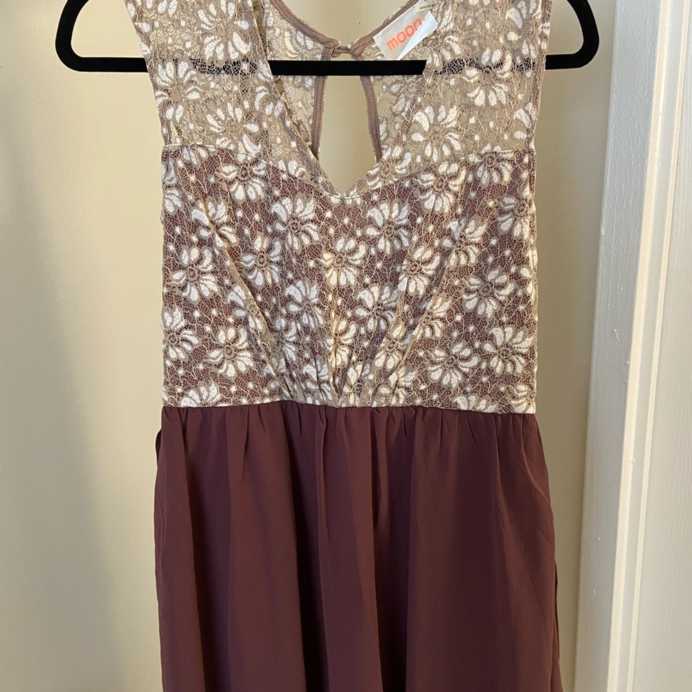 ModCloth Lace Flower Dress: Medium